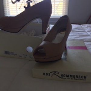 Ros Hommerson Kid Leather Pumps